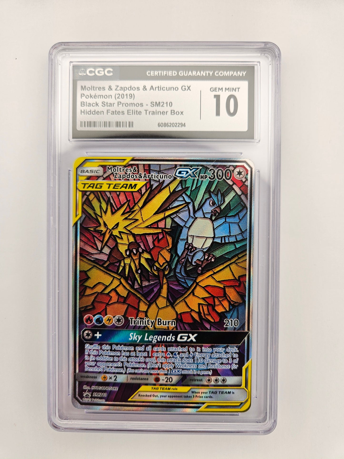 CGC 10 Moltres & Zapdos & Articuno GX SM 210
